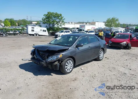 2013 Toyota Corolla Le z USA, uszkodzony, nr VIN 2T1BU4EE3DC059127